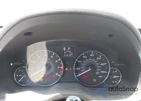 2011 Subaru Outback 2.5I Premium z USA, uszkodzony, nr VIN 4S4BRBCC3B3357332